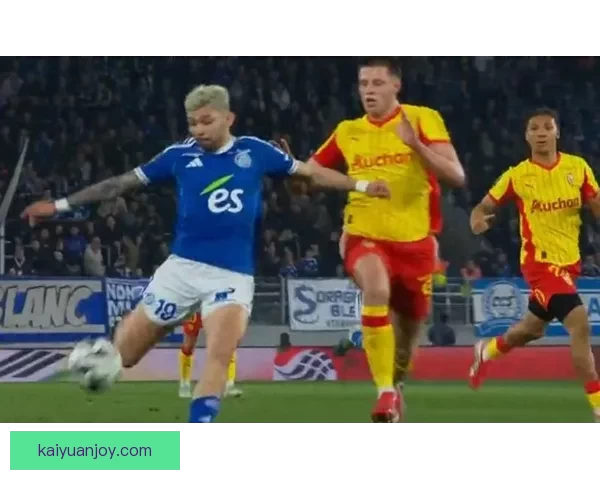 里尔对阵朗斯默尼耶费尔南德斯首发托万爱德华出战全解析