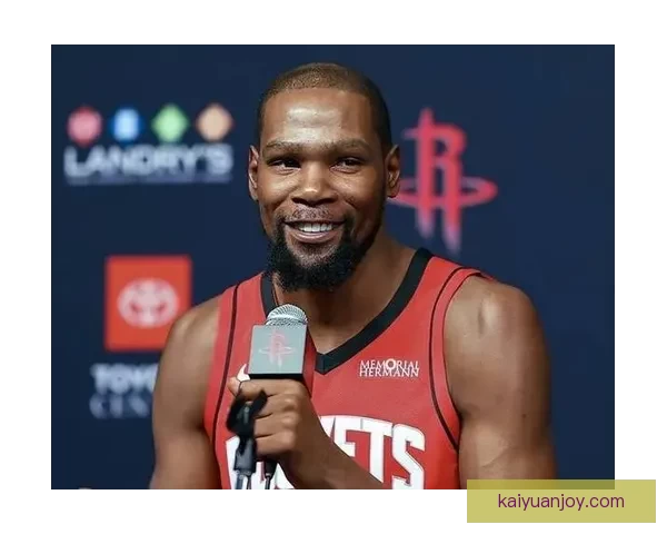 杜兰特谈破防秘诀：底线与三分跑位创造空间显威力